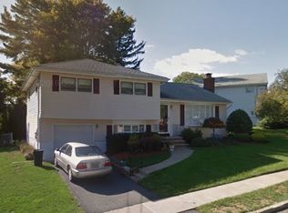 53 Rolling Hills Rd, Clifton, NJ 07013