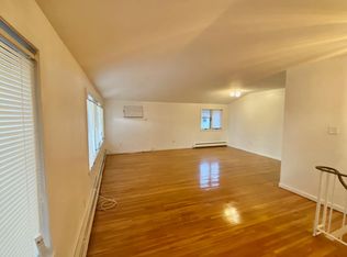 2211 Lee St #2, Whitestone, NY 11357
