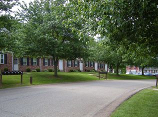 236 Lexington Dr #1B-1BA-626SQFT, Cranberry Township, PA 16066