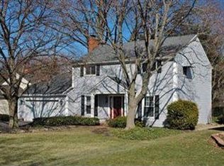 575 Wildbrook Dr, Bay Village, OH