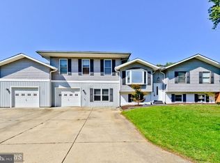 3030 Marlin Dr, Riva, MD 21140