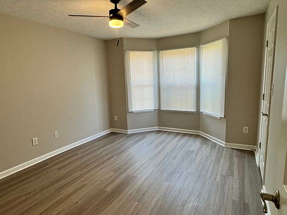 5th image of 6267 Bishops Pond Ln