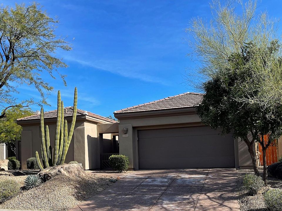 1st image of 32899 N 70th St