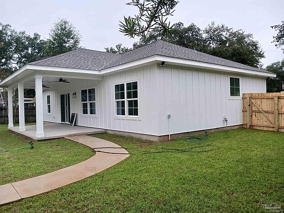 3rd image of 3260 Las Brisas Ct
