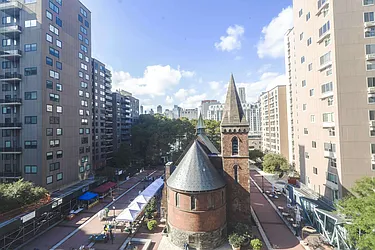 Rented by Iryna Ferenets, LREB