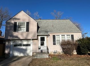 4418 Sunrise Dr, Kansas City, MO 64123