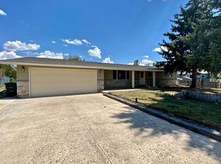 4 Garden Cir, Gillette, WY 82716