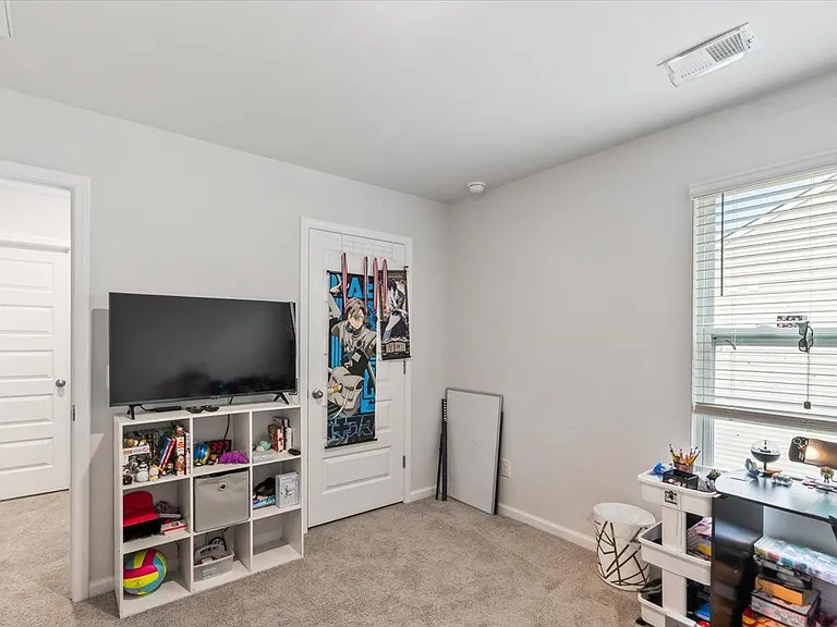 214 Ellie Way — Photo 25