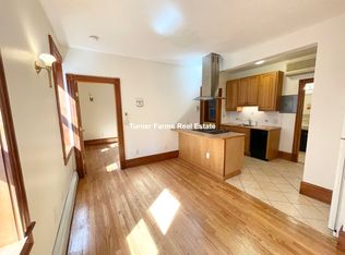 97 Myrtle St #1R, Boston, MA 02114
