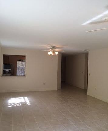 5th image of 840 SE Rogers Dr