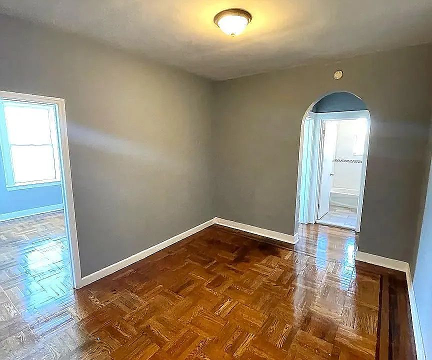 2nd image of 15 Goldsmith Ave #6C