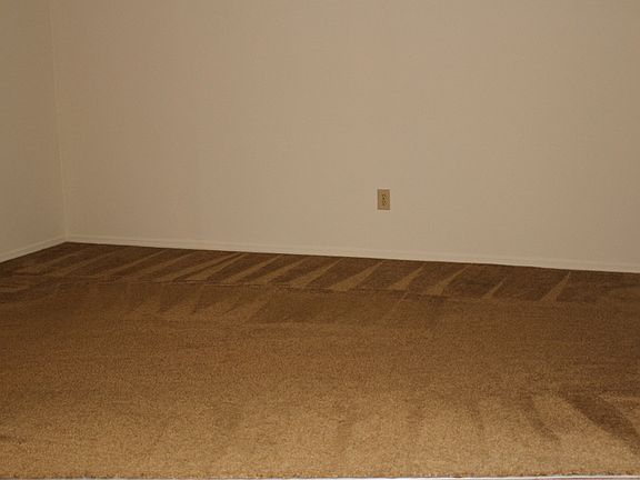 5th image of 8050 Mount Everest St