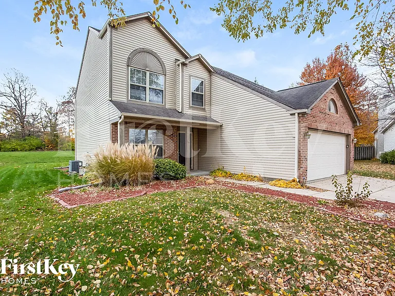 7407 Bancaster Dr — Photo 2