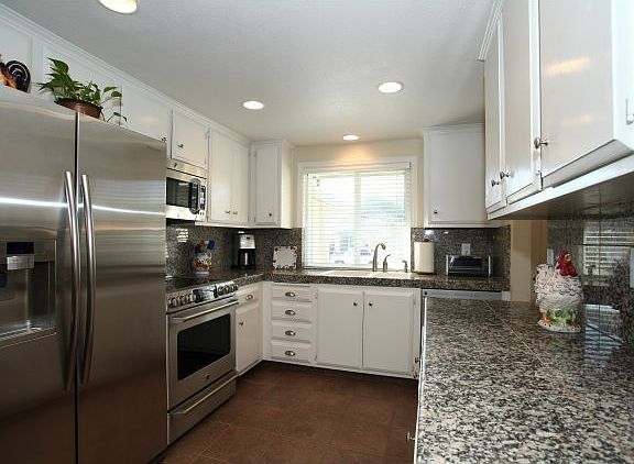 4th image of 627 Kiowa Cir