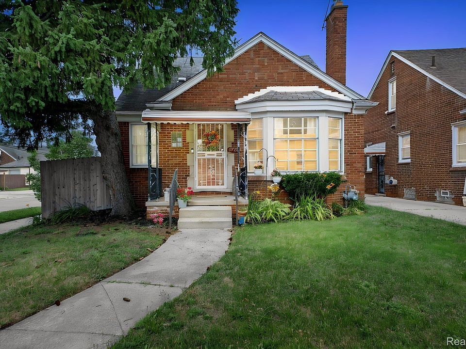 17501 Mendota St, photo 2