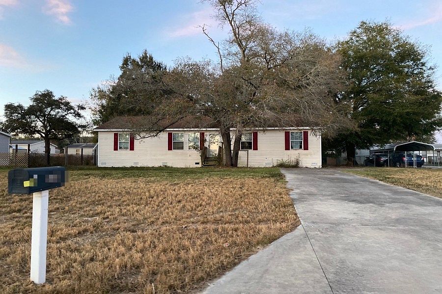 1st image of 10051 SE 127th St