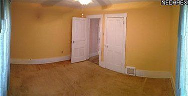 5th image of 903 Washington Ave