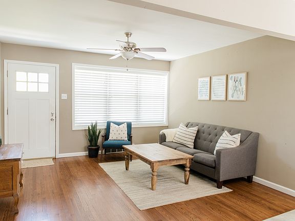 4th image of 10760 Faraday Dr