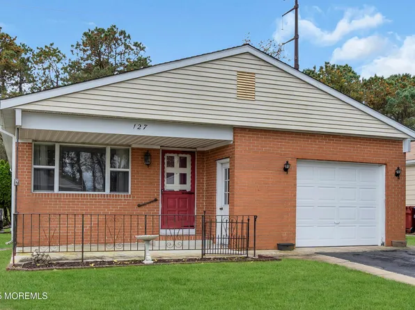 127 San Carlos Street, Toms River, NJ 08757