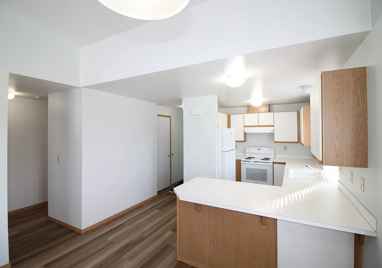 2 Bed 2 Bath Condo - WSG Included - Near Downtown - NAS Whidbey — Photo 3
