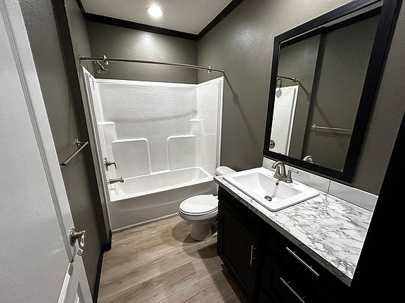 5th image of 1019 N Plaza East Blvd #131