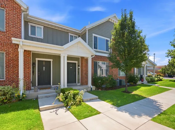 9289 S Castlebury Ct, Sandy, UT 84094
