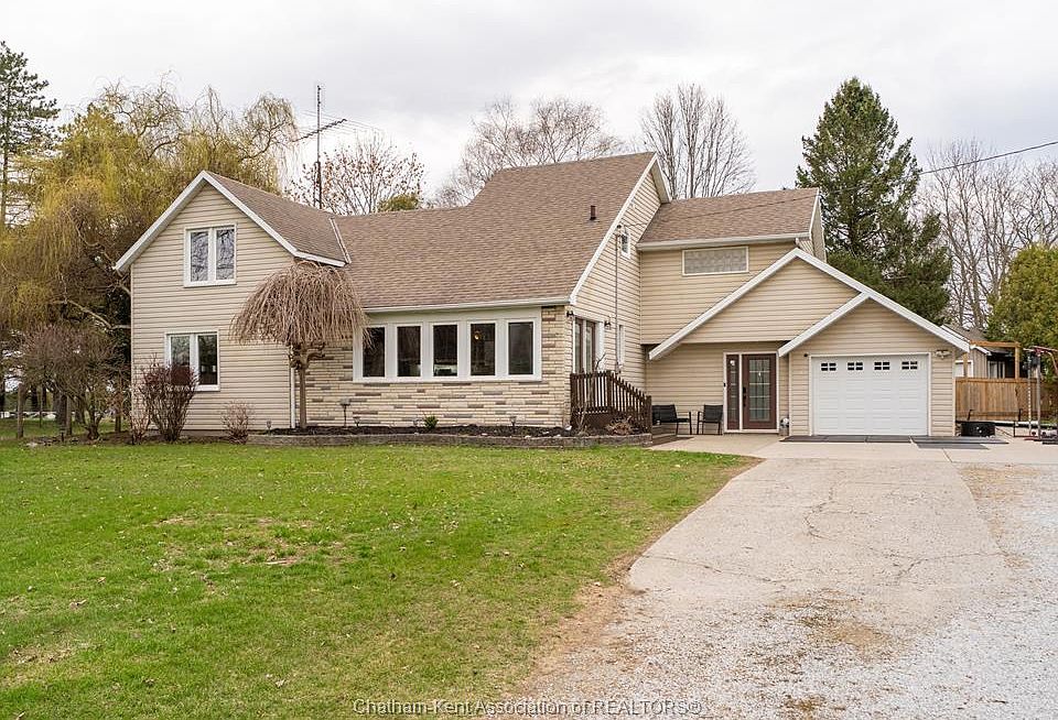 1st image of 12979 Longwoods Rd