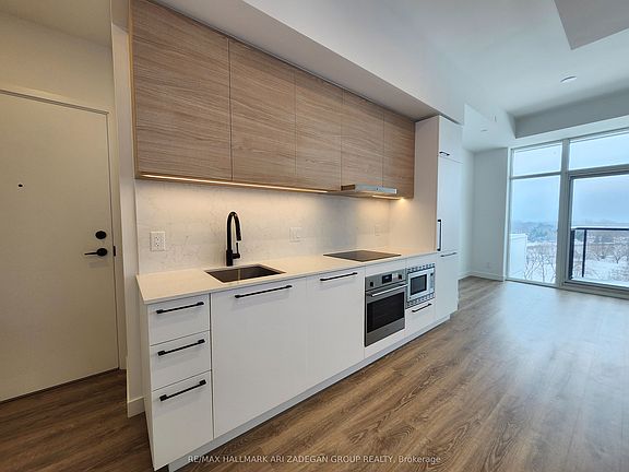 3rd image of 1050 Eastern Ave S #806