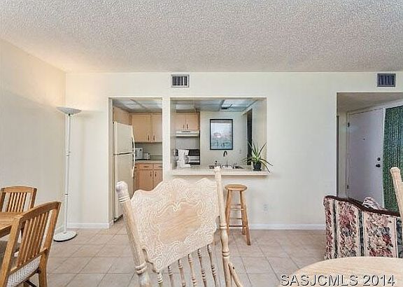 3rd image of 5 Tarragona Ct