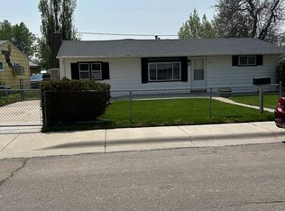 1424 Sheridan Dr, Casper, WY 82604