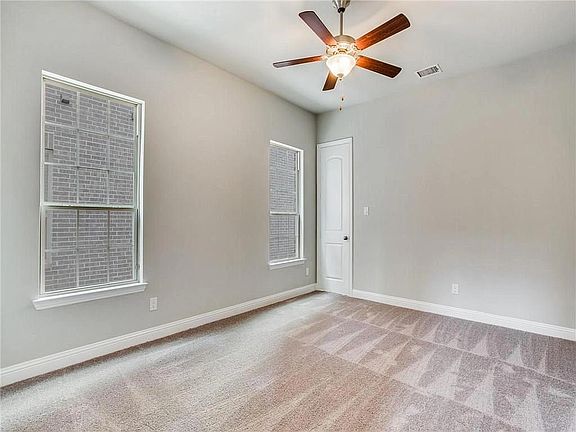 2nd image of 4141 Broadway Ave
