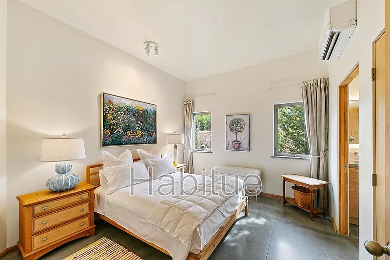 3 bed, 2.0 bath, 1850 sqft, $2,850 — Photo 3
