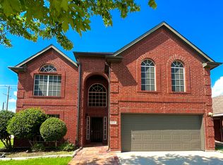 824 Times St, Grand Prairie, TX 75052