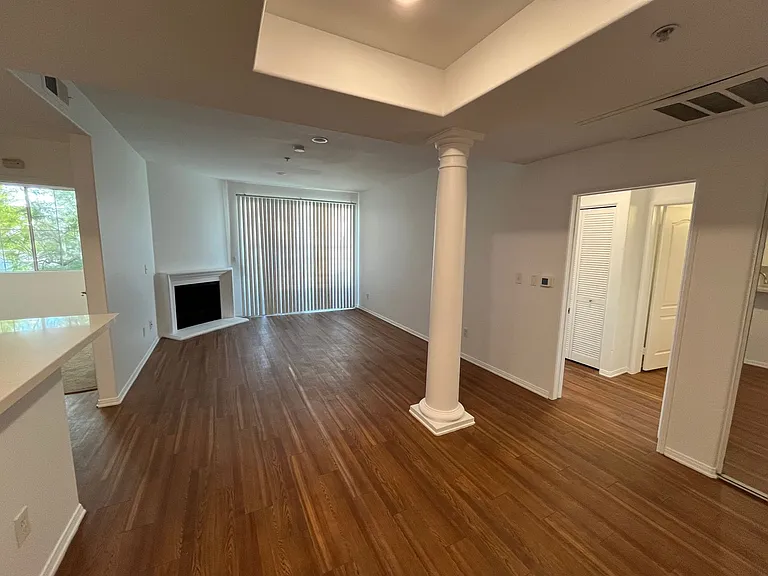 2245 Beverly Glen — Photo 69