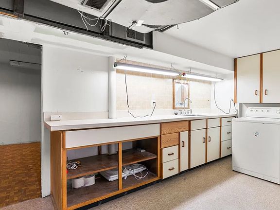 4th image of 1420 Cedarcroft Rd