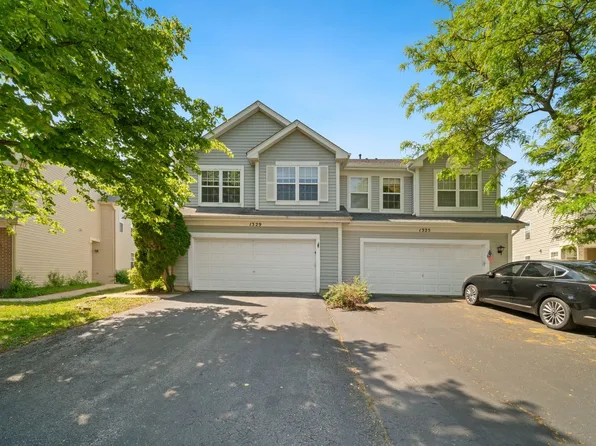 1329 Newport St, Mundelein, IL 60060