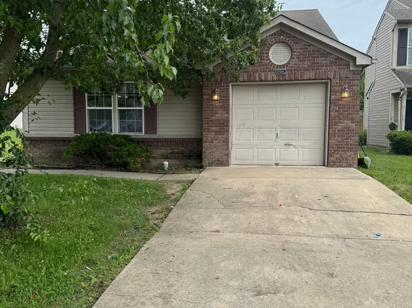 10945 NE Cedar Pine Dr, Indianapolis, IN 46235