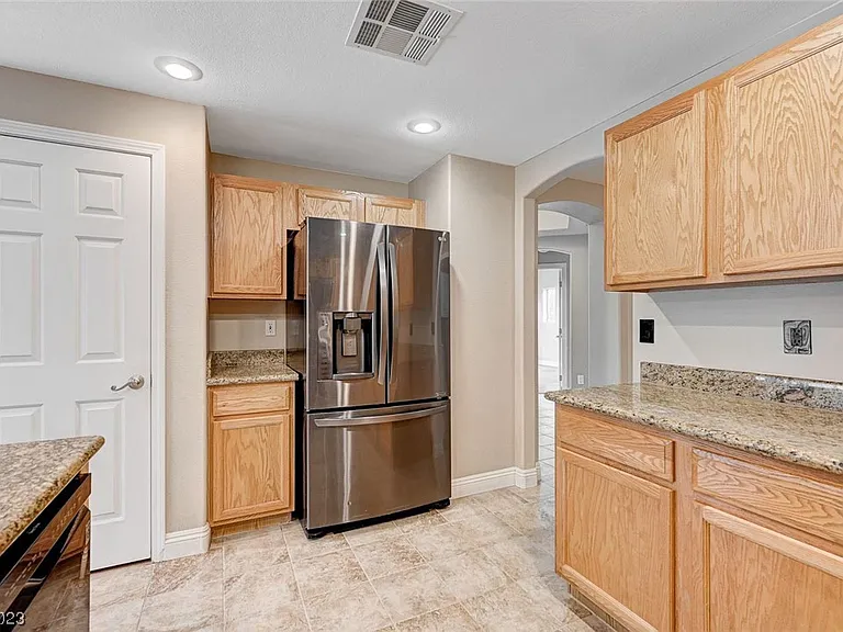 821 Titan Peak Pl — Photo 35