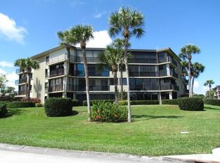 1850 Bay Rd APT 1A, Vero Beach, FL 32963