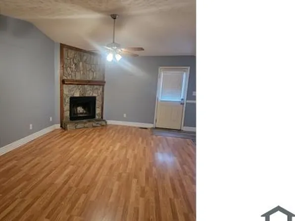 1594 Menola Ct, Fayetteville, NC 28301