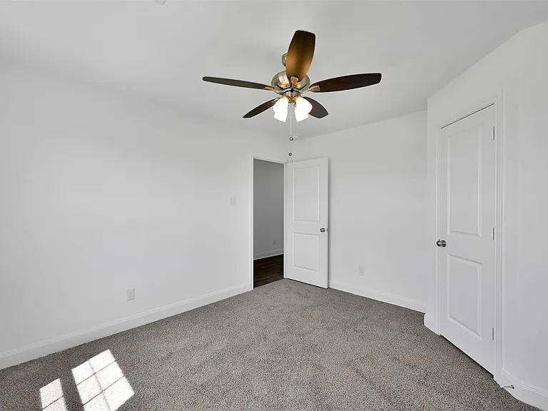 1441 Road 5734 — Photo 24