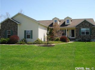 4242 Oran Delphi Rd, Manlius, NY 13104