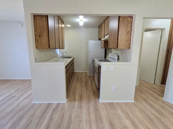 5906 Challen Ave APT 4, Riverside, CA 92503