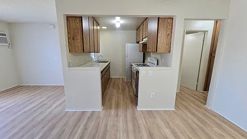 5906 Challen Ave #4 Photo 1