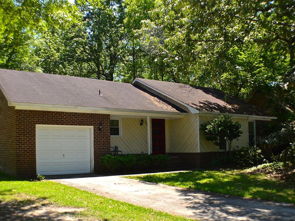 1st image of 104 Dunmow Dr