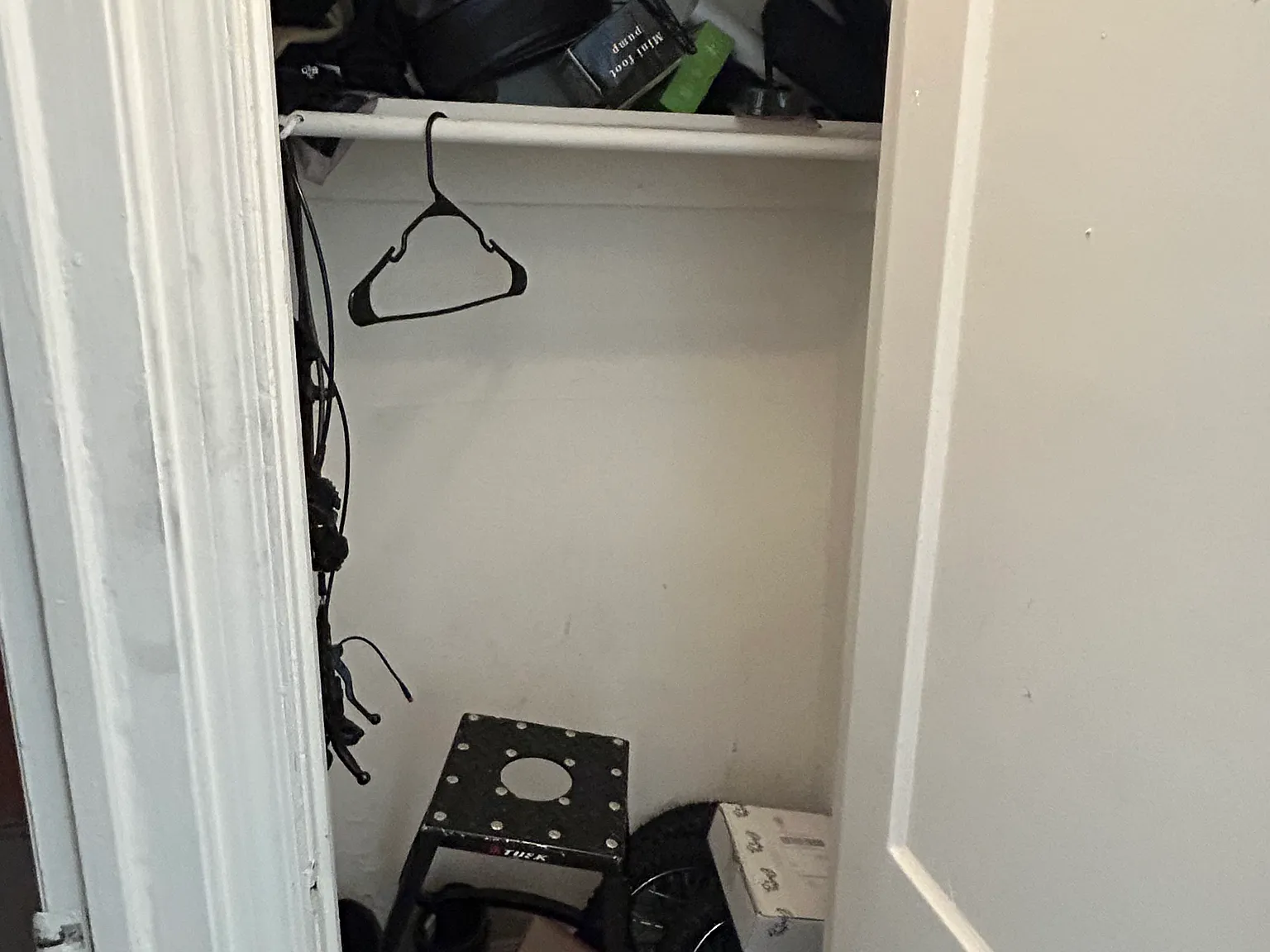 Studio, $1,040 — Photo 4