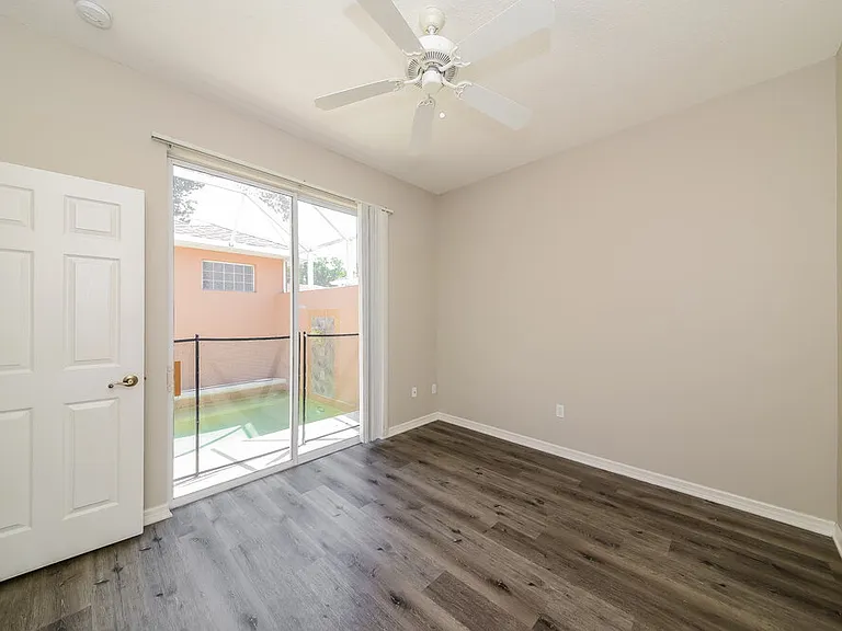 1073 Whitegate Ct — Photo 14