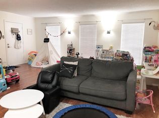 108 Ruelle APT B, San Antonio, TX 78209