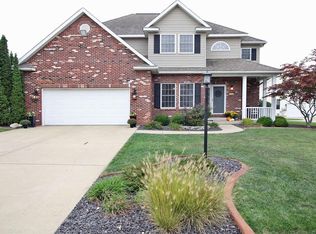 5208 Sundrop Ct, Godfrey, IL 62035