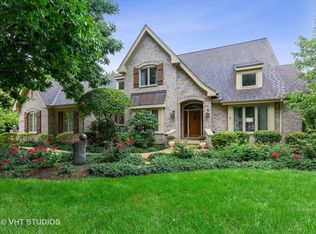 10N622 Williamsburg Dr, Elgin, IL 60124